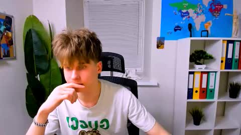 Scott online show from 01-15-26, 05:27