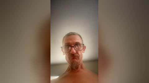 Snapshot of scottieloco chatting on 04-26-26, 02:04 scottieloco online show from 04-26-26, 02:04