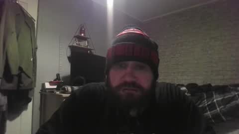 Snapshot of scottish_alien chatting on 04-15-26, 06:59 Richard James online show from 04-15-26, 06:59