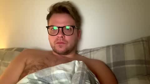 Snapshot of scottishboy6890 chatting on 02-11-25, 12:17 scottishboy6890 online show from 02-11-25, 12:17