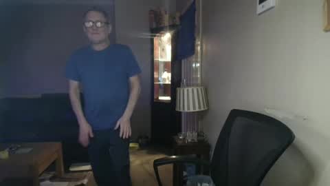 Snapshot of scottsman214 chatting on 03-12-26, 06:47 James online show from 03-12-26, 06:47