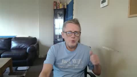 Snapshot of scottsman214 chatting on 03-14-26, 04:12 James online show from 03-14-26, 04:12
