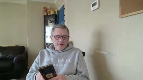 Snapshot of scottsman214 chatting on 03-15-26, 12:33 James online show from 03-15-26, 12:33