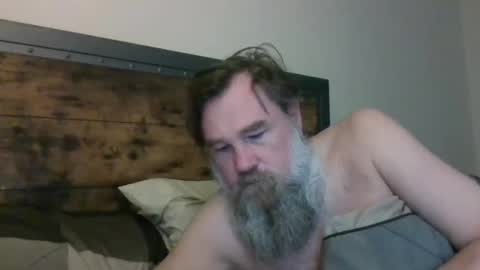 Snapshot of scottybobbit chatting on 04-05-26, 02:36 Scott online show from 04-05-26, 02:36