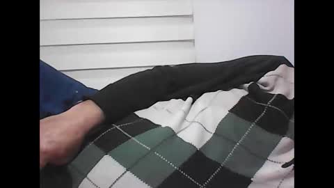 Snapshot of screw2 chatting on 03-01-26, 10:01 Evren online show from 03-01-26, 10:01