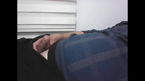 Snapshot of screw2 chatting on 03-28-26, 09:47 Evren online show from 03-28-26, 09:47