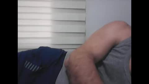 Snapshot of screw2 chatting on 03-29-26, 01:00 Evren online show from 03-29-26, 01:00