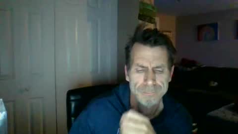 GettOffMyLawn online show from 05-07-26, 02:06