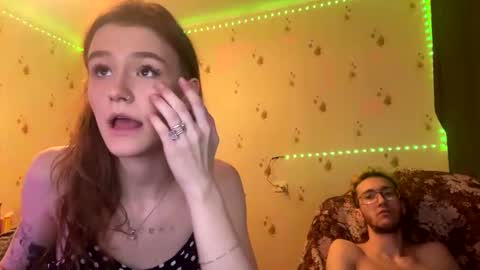 Snapshot of sdddisk chatting on 01-01-25, 06:59 sdddisk online show from 01-01-25, 06:59