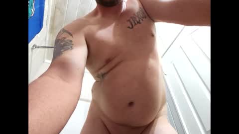 Snapshot of sdraftt45 chatting on 12-29-24, 04:27 Arin online show from 12-29-24, 04:27