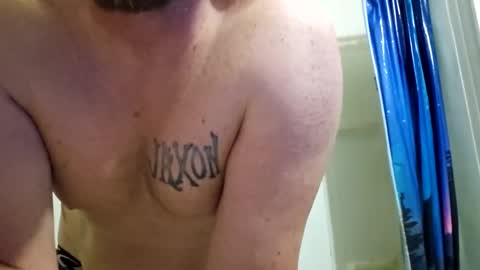 Snapshot of sdraftt45 chatting on 03-04-25, 08:02 Arin online show from 03-04-25, 08:02