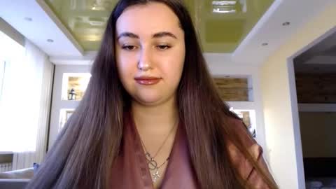 Snapshot of sea_cocktail chatting on 12-12-24, 10:13 Elizabeth online show from 12-12-24, 10:13