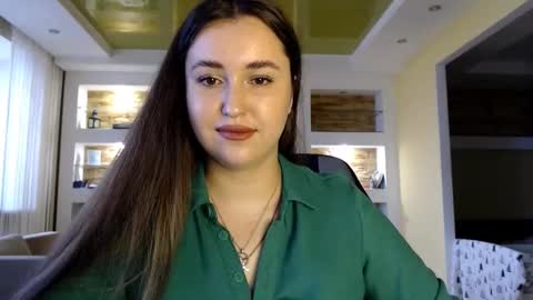 Snapshot of sea_cocktail chatting on 12-24-24, 12:22 Elizabeth online show from 12-24-24, 12:22