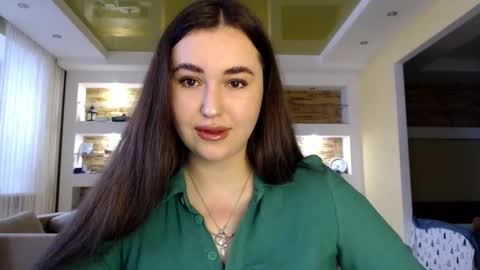 Snapshot of sea_cocktail chatting on 01-24-25, 08:23 Elizabeth online show from 01-24-25, 08:23