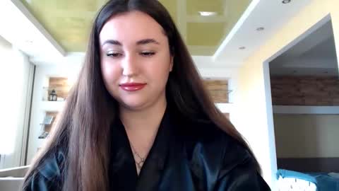 Snapshot of sea_cocktail chatting on 03-05-25, 09:38 Elizabeth online show from 03-05-25, 09:38