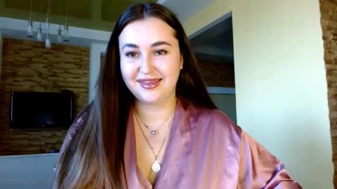 Snapshot of sea_cocktail chatting on 09-23-25, 02:31 Elizabeth online show from 09-23-25, 02:31