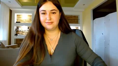 Snapshot of sea_cocktail chatting on 10-02-25, 07:04 Elizabeth online show from 10-02-25, 07:04