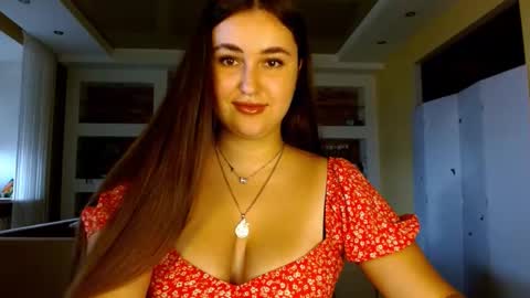 Snapshot of sea_cocktail chatting on 11-08-25, 09:09 Elizabeth online show from 11-08-25, 09:09