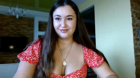 Snapshot of sea_cocktail chatting on 11-22-25, 09:30 Elizabeth online show from 11-22-25, 09:30