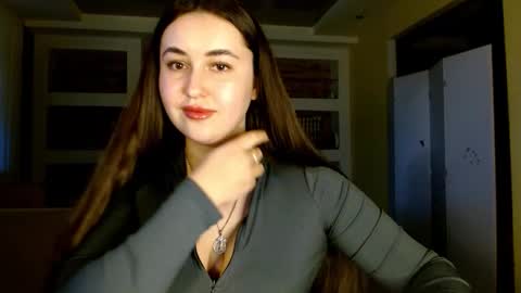 Snapshot of sea_cocktail chatting on 02-13-26, 02:35 Elizabeth online show from 02-13-26, 02:35