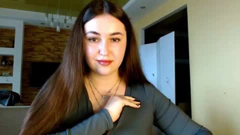 Snapshot of sea_cocktail chatting on 02-15-26, 10:25 Elizabeth online show from 02-15-26, 10:25