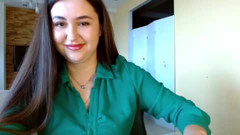 Elizabeth  online show from 03-12-26, 09:48