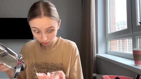 Kate online show from 03-04-26, 12:11