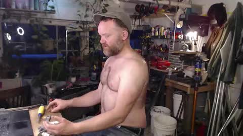 Seattlemanwhore online show from 12-18-25, 03:51