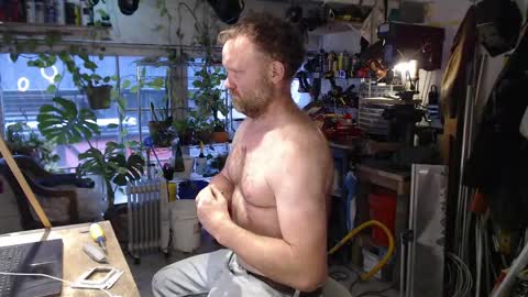 Snapshot of seattlemanwhore chatting on 06-06-26, 02:11 Seattlemanwhore online show from 06-06-26, 02:11