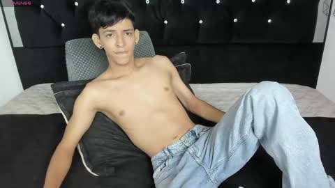 Snapshot of sebas_cat chatting on 06-06-26, 02:38 Sebastian Alvarez online show from 06-06-26, 02:38