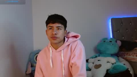 Snapshot of sebas_fire4 chatting on 03-20-26, 03:39 sebas_fire4 online show from 03-20-26, 03:39