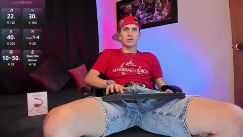 Sebastian online show from 10-21-25, 11:33