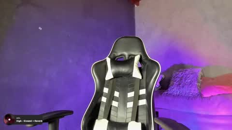 Snapshot of sebas_williams chatting on 03-12-25, 05:46 Sebastian online show from 03-12-25, 05:46