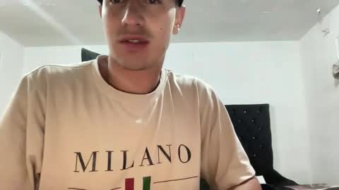 sebasjr112512 online show from 01-08-26, 04:04