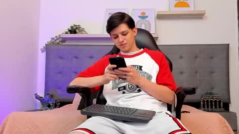 SEBAS online show from 03-17-26, 06:28