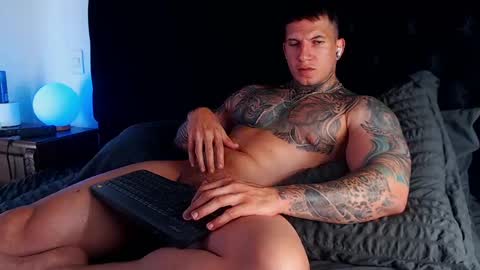 Snapshot of sebastian_muss chatting on 04-18-26, 07:58 Sebastian online show from 04-18-26, 07:58