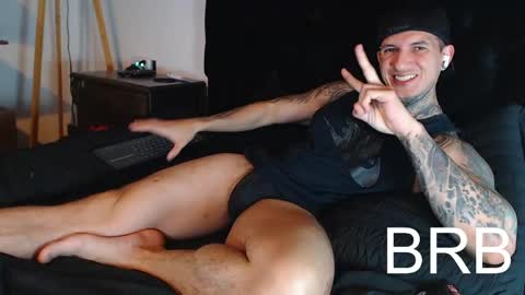 Snapshot of sebastian_muss chatting on 04-22-26, 05:03 Sebastian online show from 04-22-26, 05:03