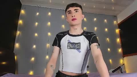 Snapshot of sebastianhilton chatting on 05-07-26, 12:10 . INDEPENDENT MODEL online show from 05-07-26, 12:10