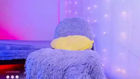     .  INDEPENDENT MODEL online show from 07-06-26, 03:14