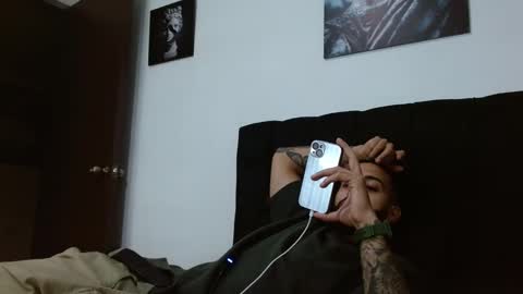 Sebastiano online show from 12-25-24, 02:46