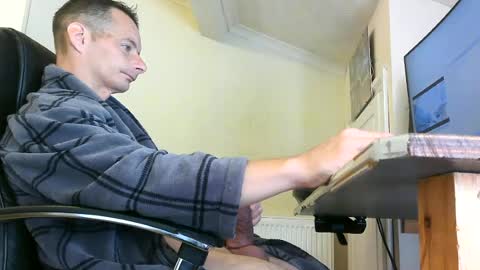 Snapshot of sebastianspalding450 chatting on 06-15-26, 09:00 sebastianspalding450 online show from 06-15-26, 09:00