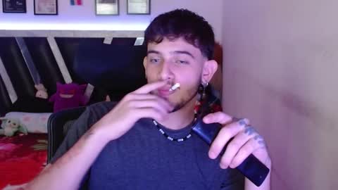 Snapshot of sebasxxl12 chatting on 01-14-26, 05:13 Sebas online show from 01-14-26, 05:13