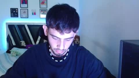 Snapshot of sebasxxl12 chatting on 02-03-26, 11:43 Sebas online show from 02-03-26, 11:43