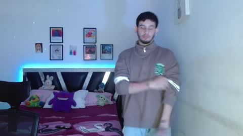 Snapshot of sebasxxl12 chatting on 02-25-26, 09:24 Sebas online show from 02-25-26, 09:24