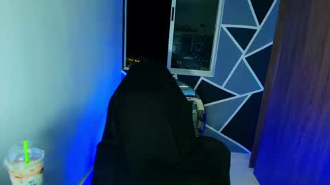 Snapshot of sebolaz chatting on 07-06-26, 05:15 ryan miller online show from 07-06-26, 05:15