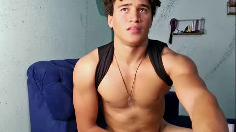 kai online show from 02-11-25, 08:42