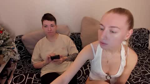Amanda and  pair in a real life we love each other but can play with you online show from 01-13-26, 10:31