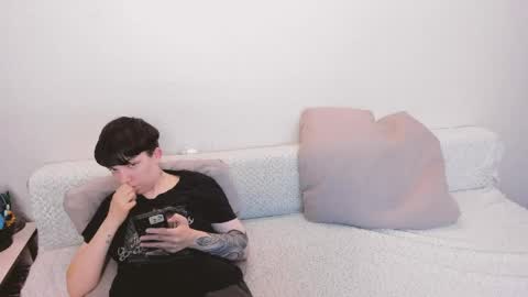 Amanda and  pair in a real life we love each other but can play with you online show from 06-06-26, 05:28