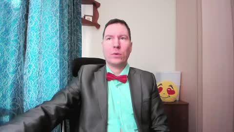 Snapshot of secret_lover_xxx chatting on 02-05-25, 08:00 Secret lover XXX online show from 02-05-25, 08:00