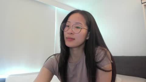 Snapshot of secretgirlfriendxo chatting on 06-11-26, 07:23 Angela online show from 06-11-26, 07:23
